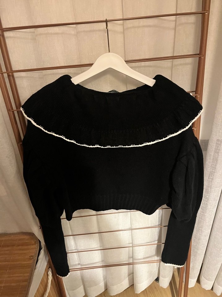 Siyah Örgü Yaka Detaylı Kadın Kazak - Görsel 2