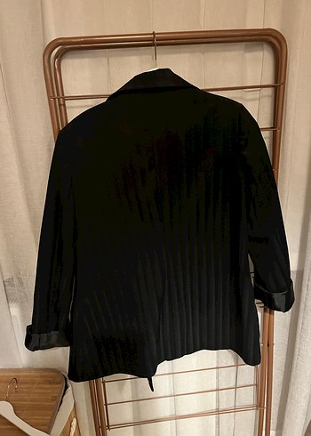 Siyah Düğmeli Kadın Ofis Blazeri - Görsel 4