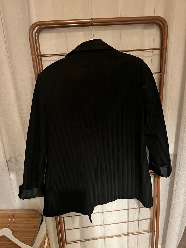 Siyah Düğmeli Kadın Ofis Blazeri - Görsel 4