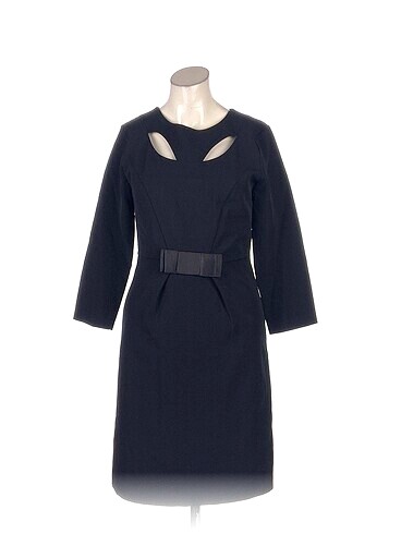 PreLoved Kısa Elbise %70 İndirimli.