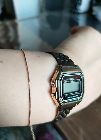 Beden gri Renk Casio retro muadili saat