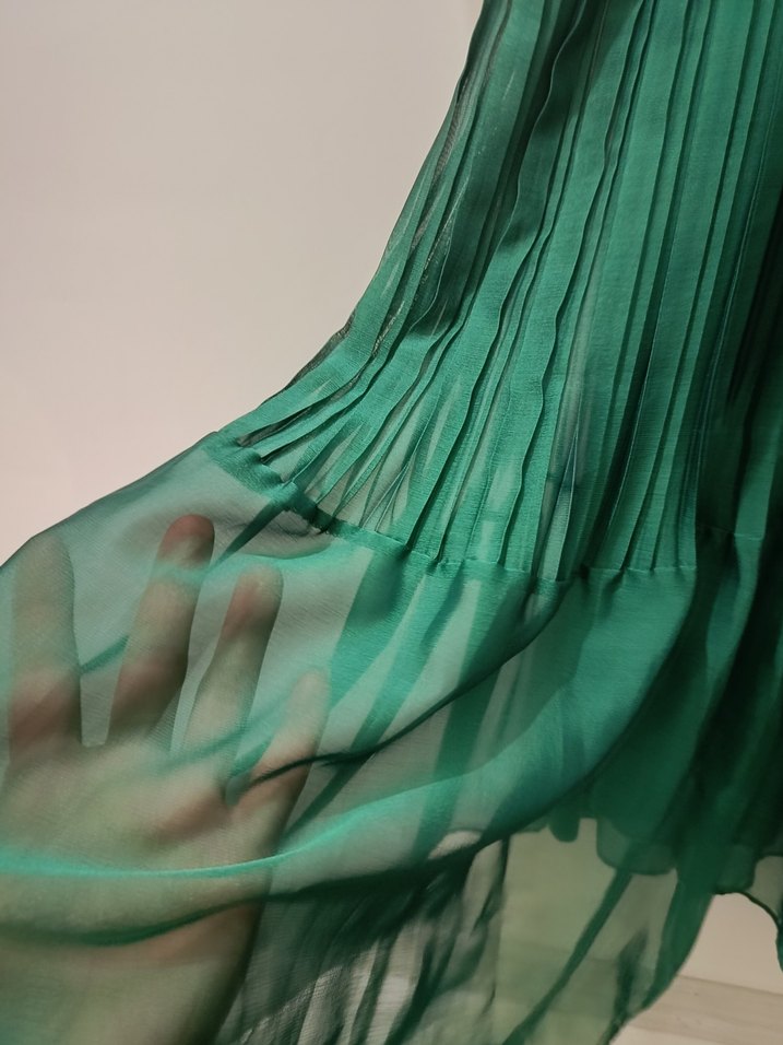 Kadın Yeşil Pilili Uzun Elbise - Görsel 2