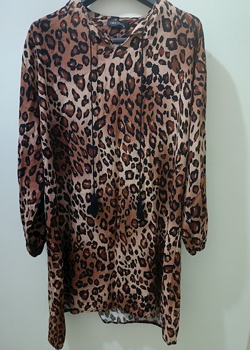 Trendyol & Milla Kahverengi Leopar Desenli Kadın Tunik