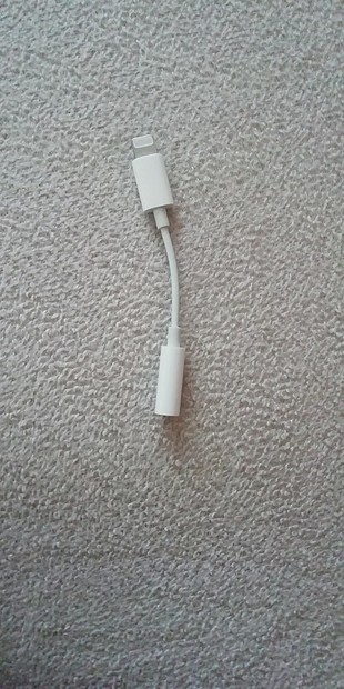 İPhone kulaklık aparatı 