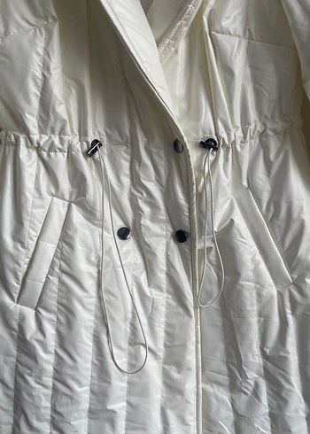 Düğmeli Beyaz  Kadın Ceket - Görsel 3