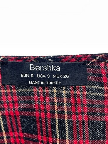 s Beden kırmızı Renk Bershka Kazak / Triko %70 İndirimli.