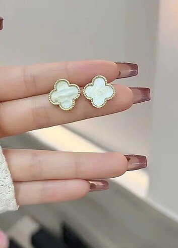 0 Çelik Gold Beyaz Van Cleef Küpe