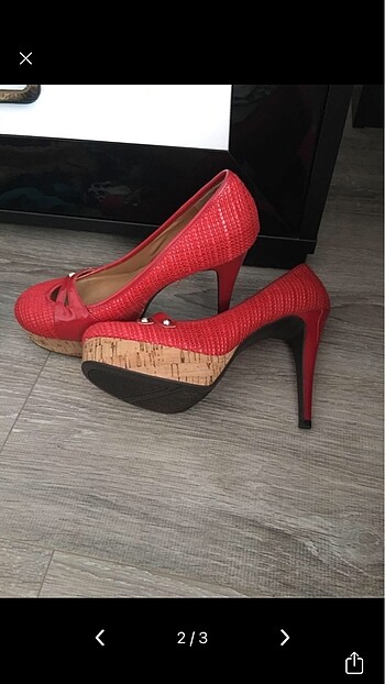 Nine West Kırmızı topuklu