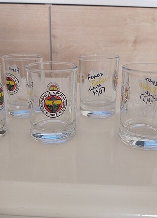Fenerbahçe lisanslı şat bardağı.