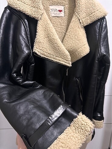 Zara Mont Kaban