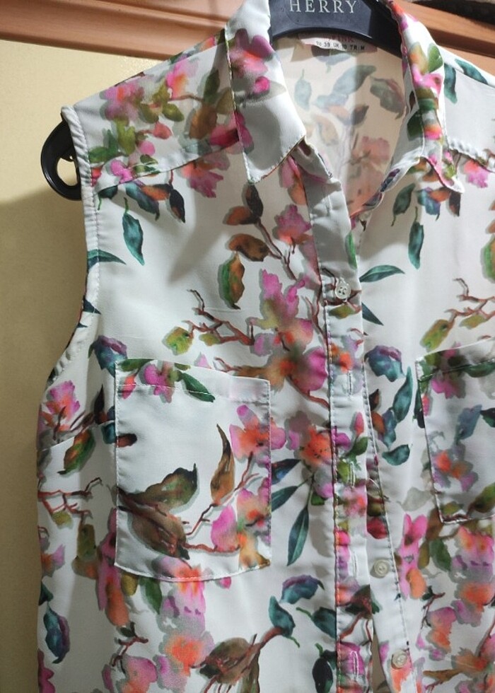 Çiçek desenli gömlek  - Görsel 2