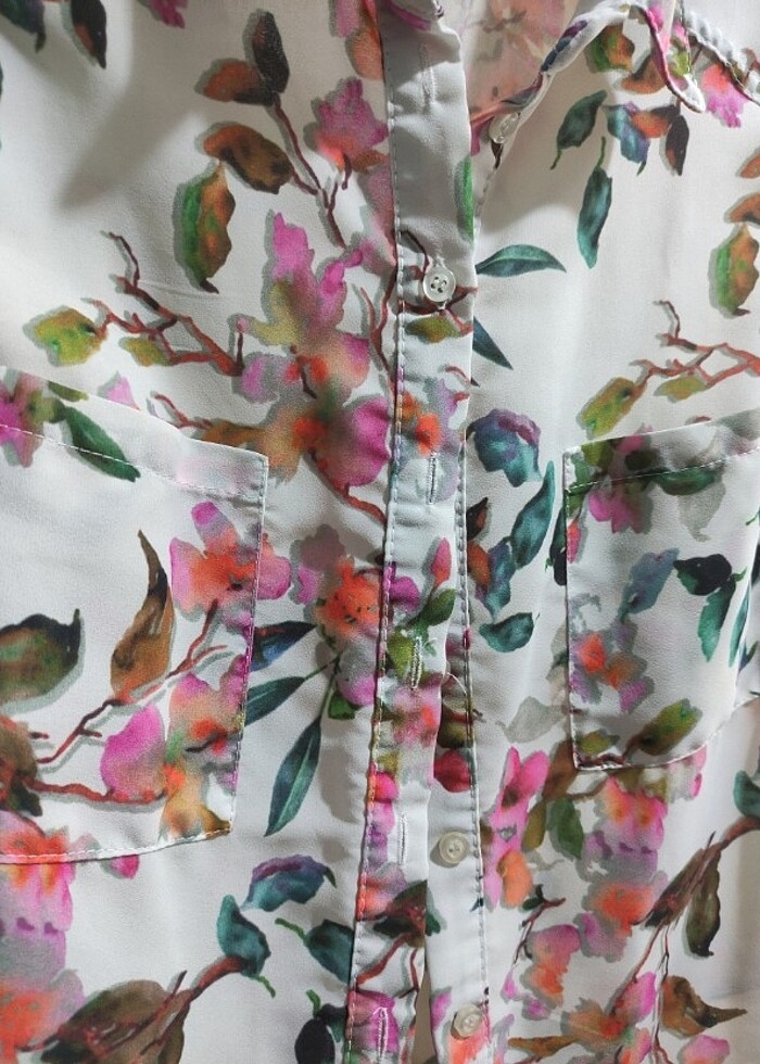 Çiçek desenli gömlek  - Görsel 4