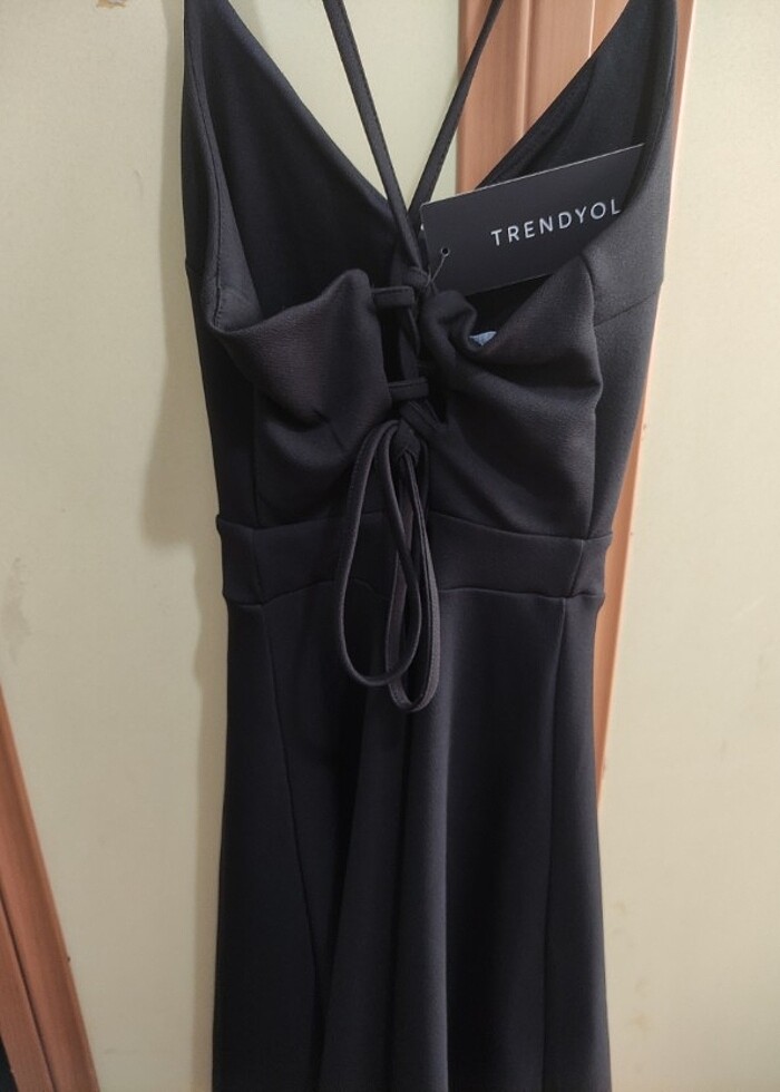 Sırt dekolteli mini elbise  - Görsel 5