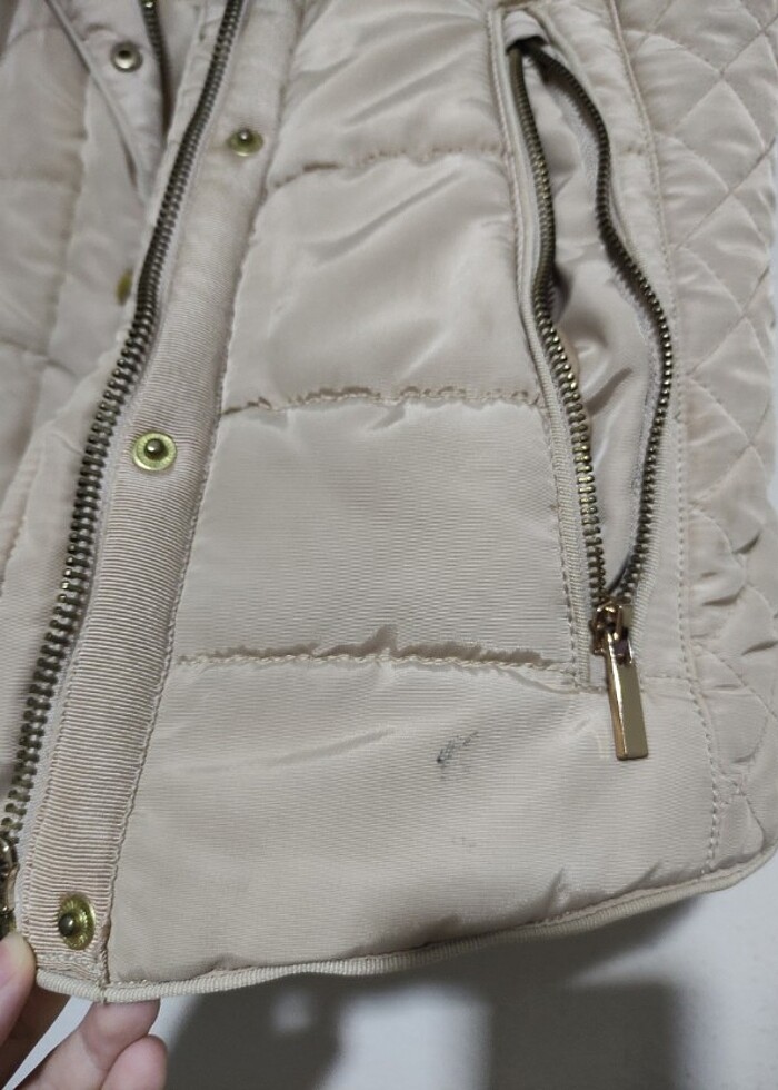 Stradivarius şişme yelek - Görsel 2