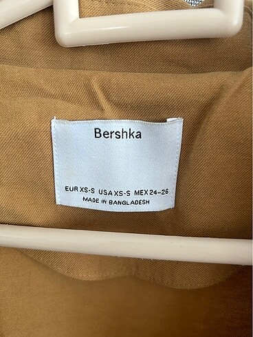s Beden Bershka kısa ince trençkot