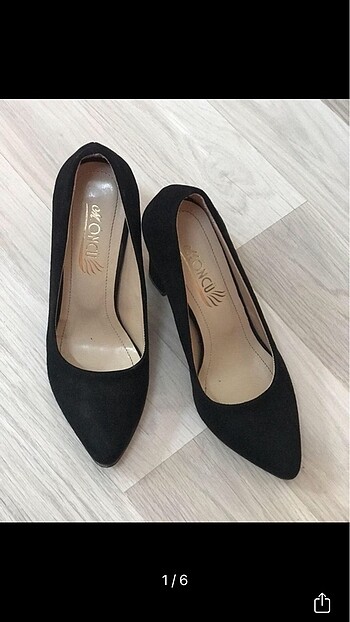 Siyah Topuklu Ayakkabı