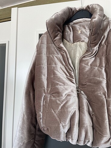 Zara Kadife mont