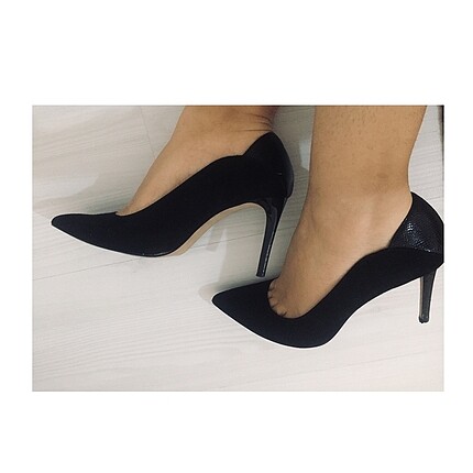 Stradivarius Stiletto topuklu ayakkabı