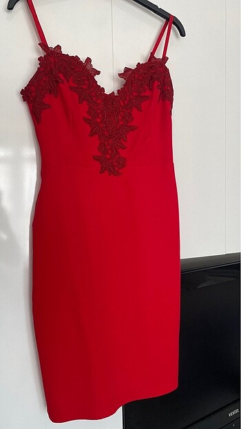 Kırmızı abiye - Görsel 2