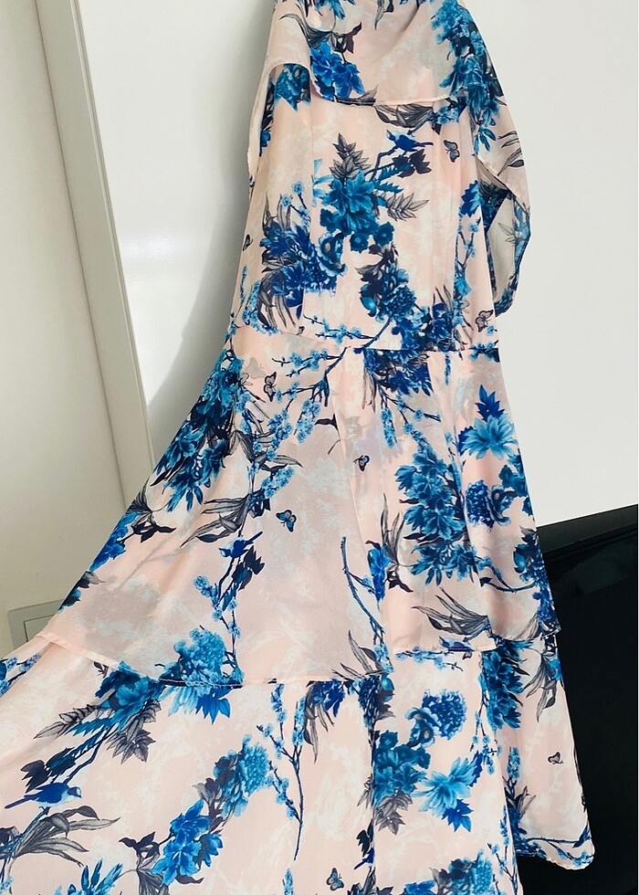 Şifon çiçekli elbise - Görsel 2