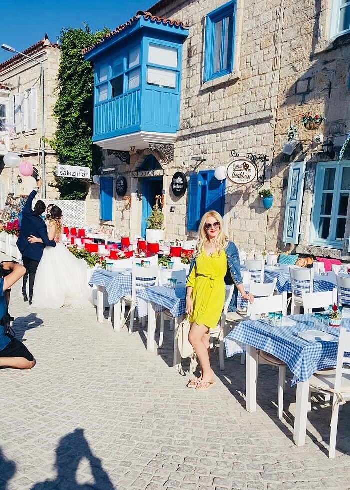 Tek kol şifon elbise - Görsel 4