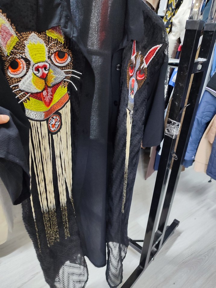 Nakışlı Köpek Desenli Ceket tasarım - Görsel 4