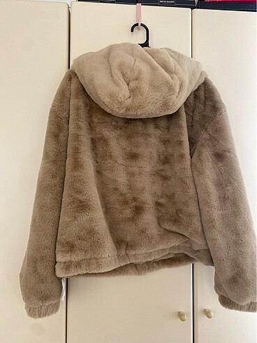 m Beden Stradivarius peluş mont