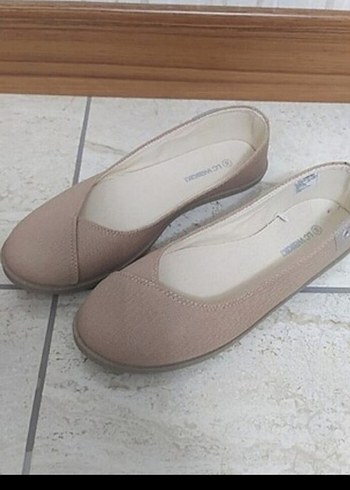 LC Waikiki Bej Dolgu Topuklu Minimalist Kadın Babet