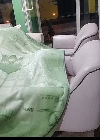 Beden yeşil Renk Battaniye tek kişilik kullanılmış
