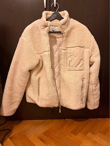 s Beden Pull and bear