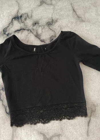 Siyah Dantel Detaylı Uzun Kollu Crop - Görsel 2