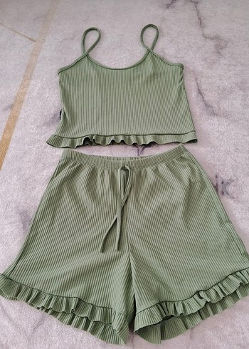 Yeşil Mini Kadın Ev Giyimi Takımı - Görsel 2