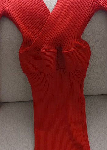 Uzun Kollu Kırmızı Pilili Uzun Elbise - Görsel 3