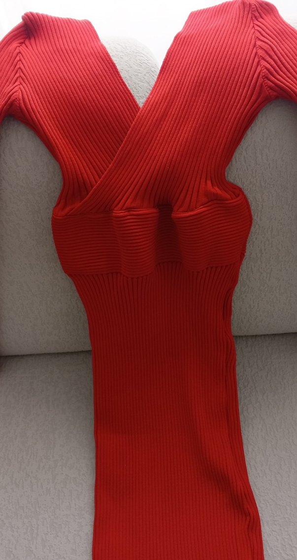 Uzun Kollu Kırmızı Pilili Uzun Elbise - Görsel 3