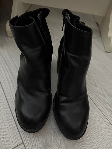 Zara Zara bot