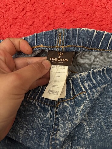 m Beden Likrali yirtikli jean