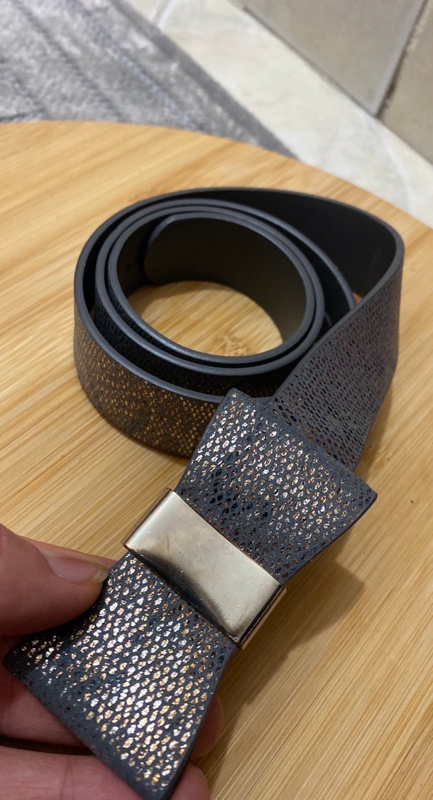 H&M: dore metal parlak Kemer — görsel 3/7
