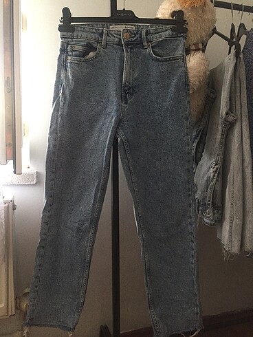 Stradivarius mom jean