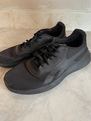 44 Beden Reebok orijinal erkek spor ayakkabı
