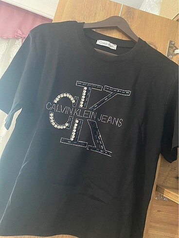 Ck tisört