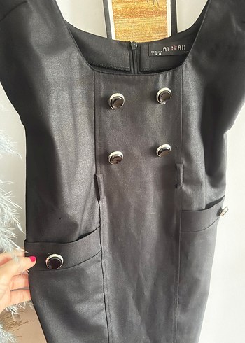 Düğmeli Siyah Uzun Kadın Ofis Elbisesi - Görsel 2