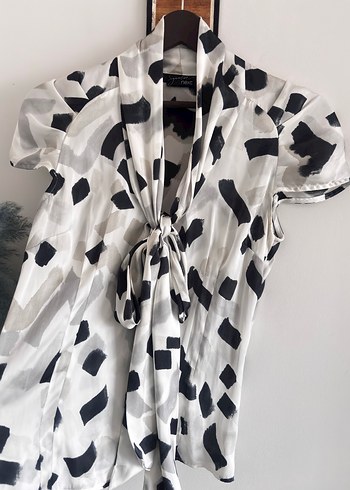 Desenli şık bluz - Görsel 4