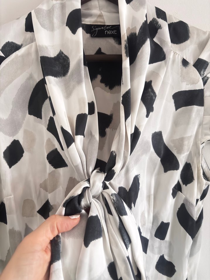 Desenli şık bluz - Görsel 2