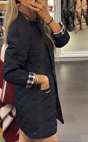 xs Beden Orjinal Yeni etiketli, Burberry klasik kruvaze model siyah mont