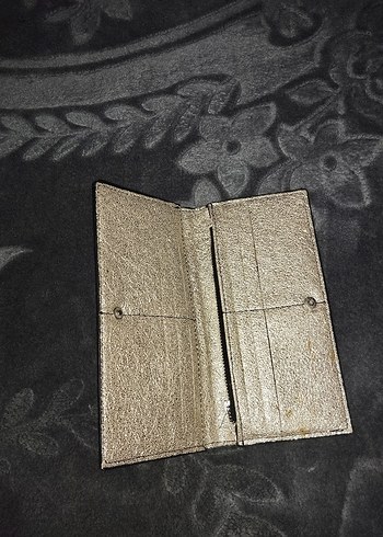 Parlak Altın Yılan Desenli Kadın Deri Cüzdan - Görsel 2