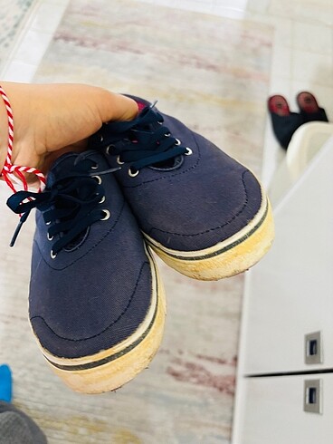 38,5 Beden Skechers spor ayakkabı