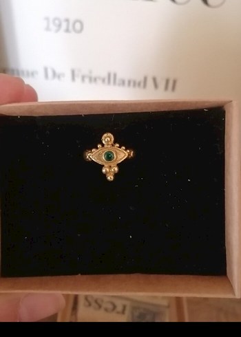 Pirinç Yeşil Göz Taşlı Yüzük