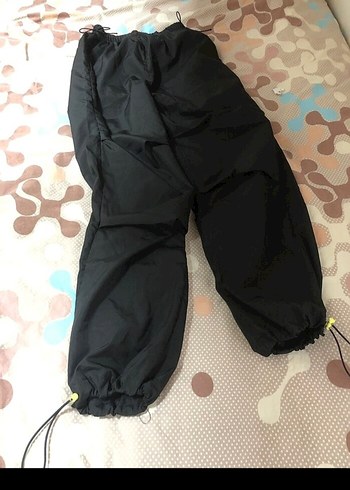 xs Beden Siyah Paraşüt Pantolon