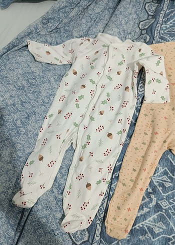 3 Uzun Kollu Bebek Tulum ve 5 adet patikli alt - Görsel 3