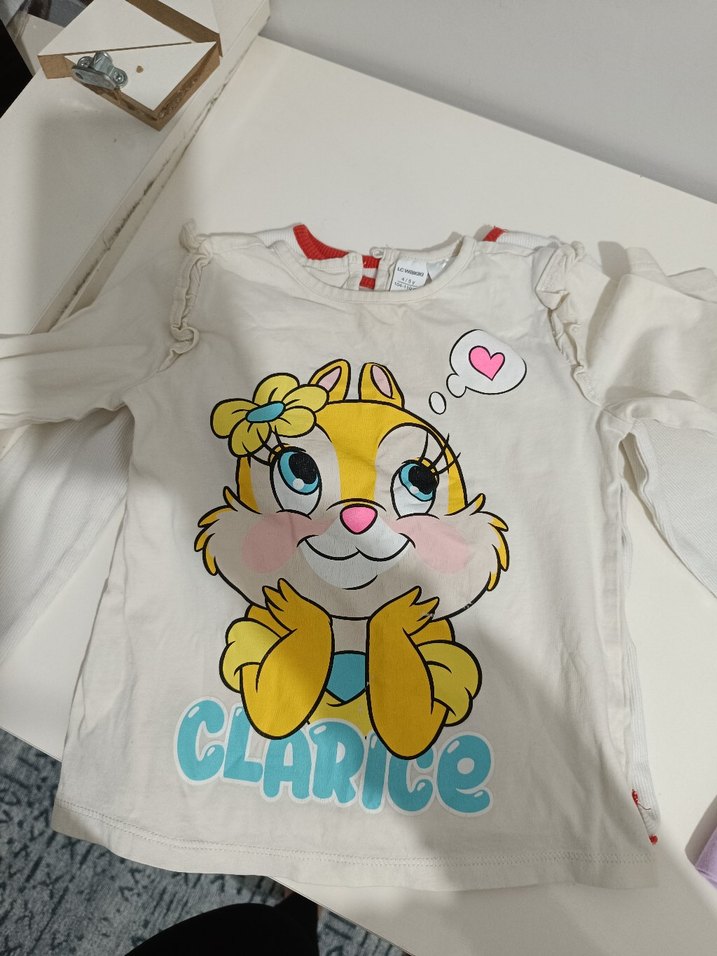 2 adet t-shirt bir tayt ve 1 şapka - Görsel 2